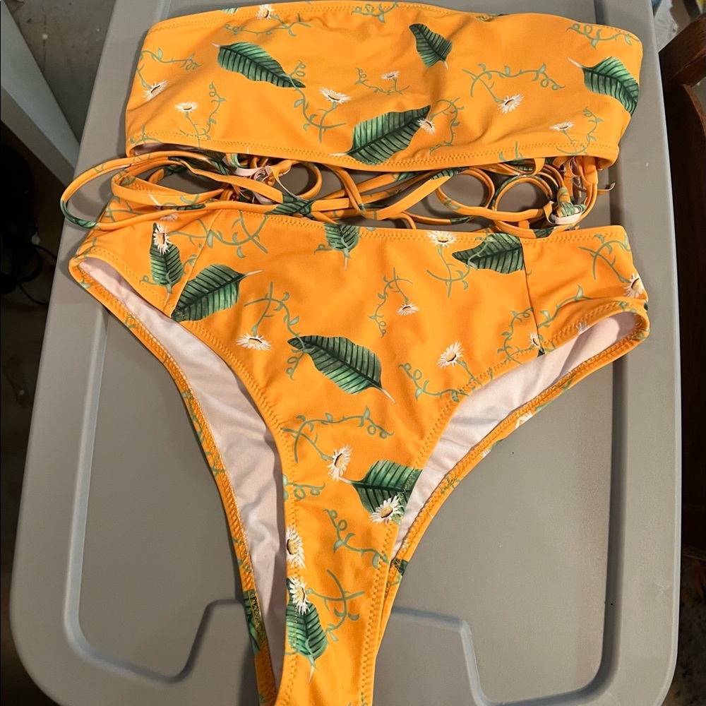 🧡 Wrap Bikini Set
